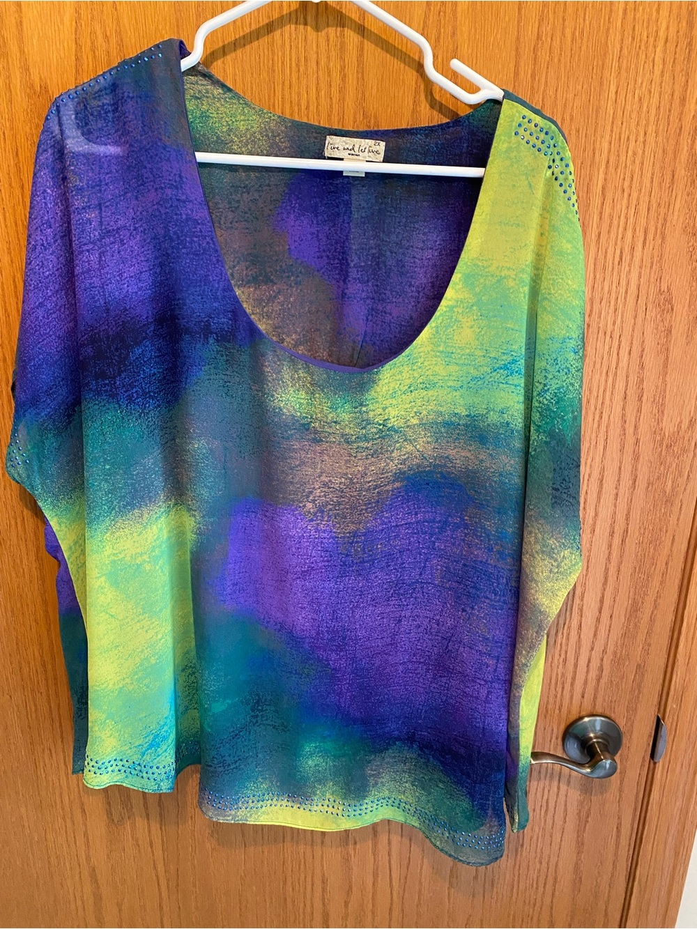 🇺🇸 Live and Let Live Women’s Layered Top